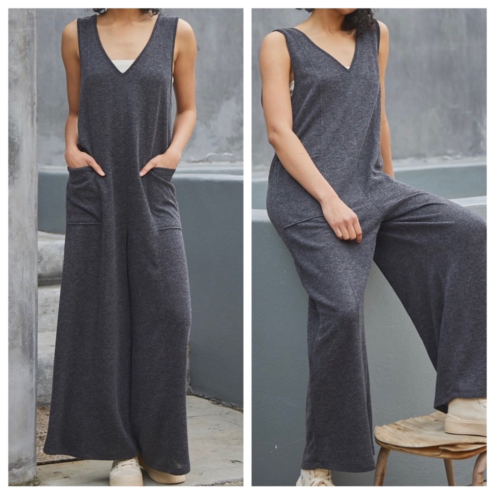 V-neck Jumpsuit With Front Pockets